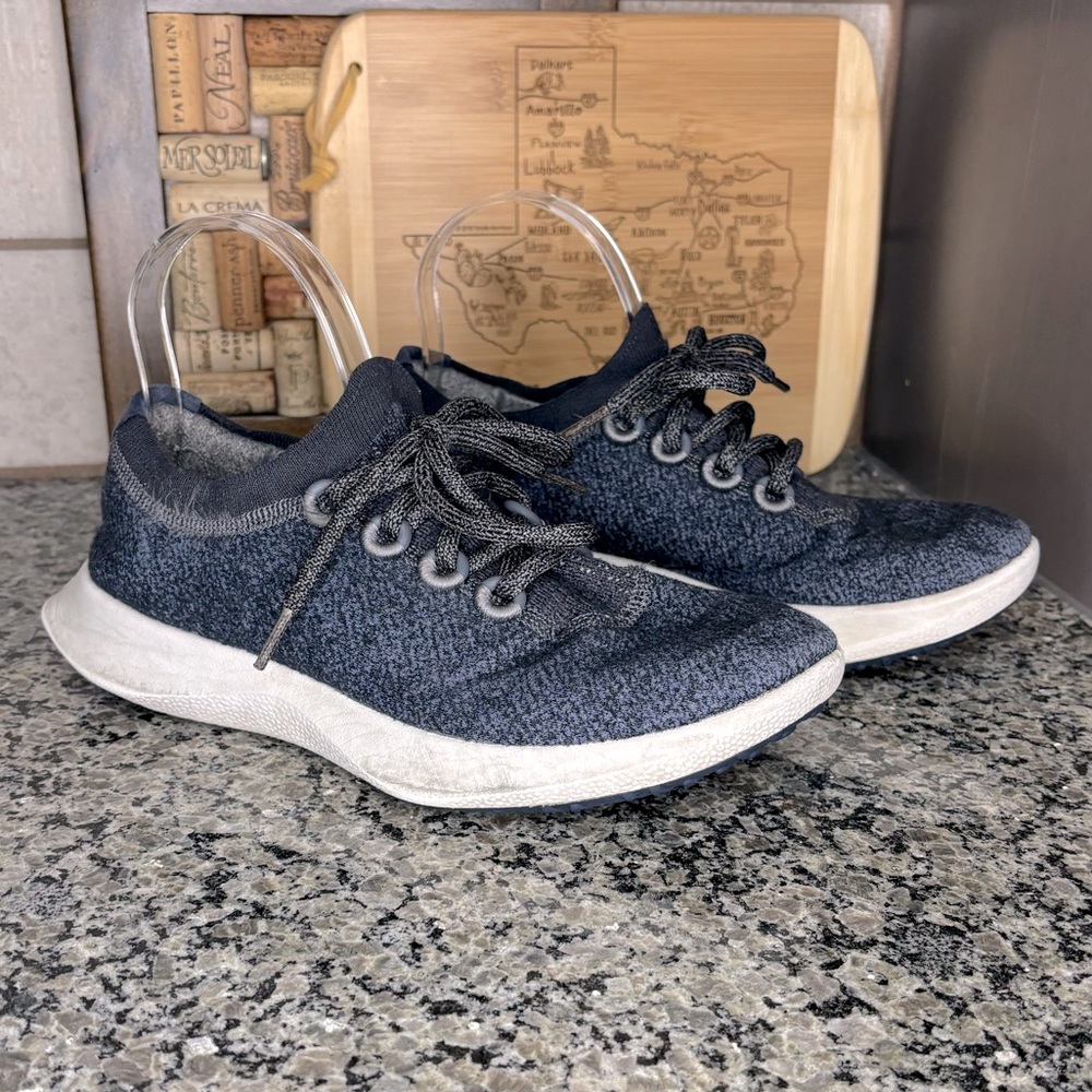 allbirds Wool Dasher Mizzles Women’s Sneakers Navy Size 8 1/2